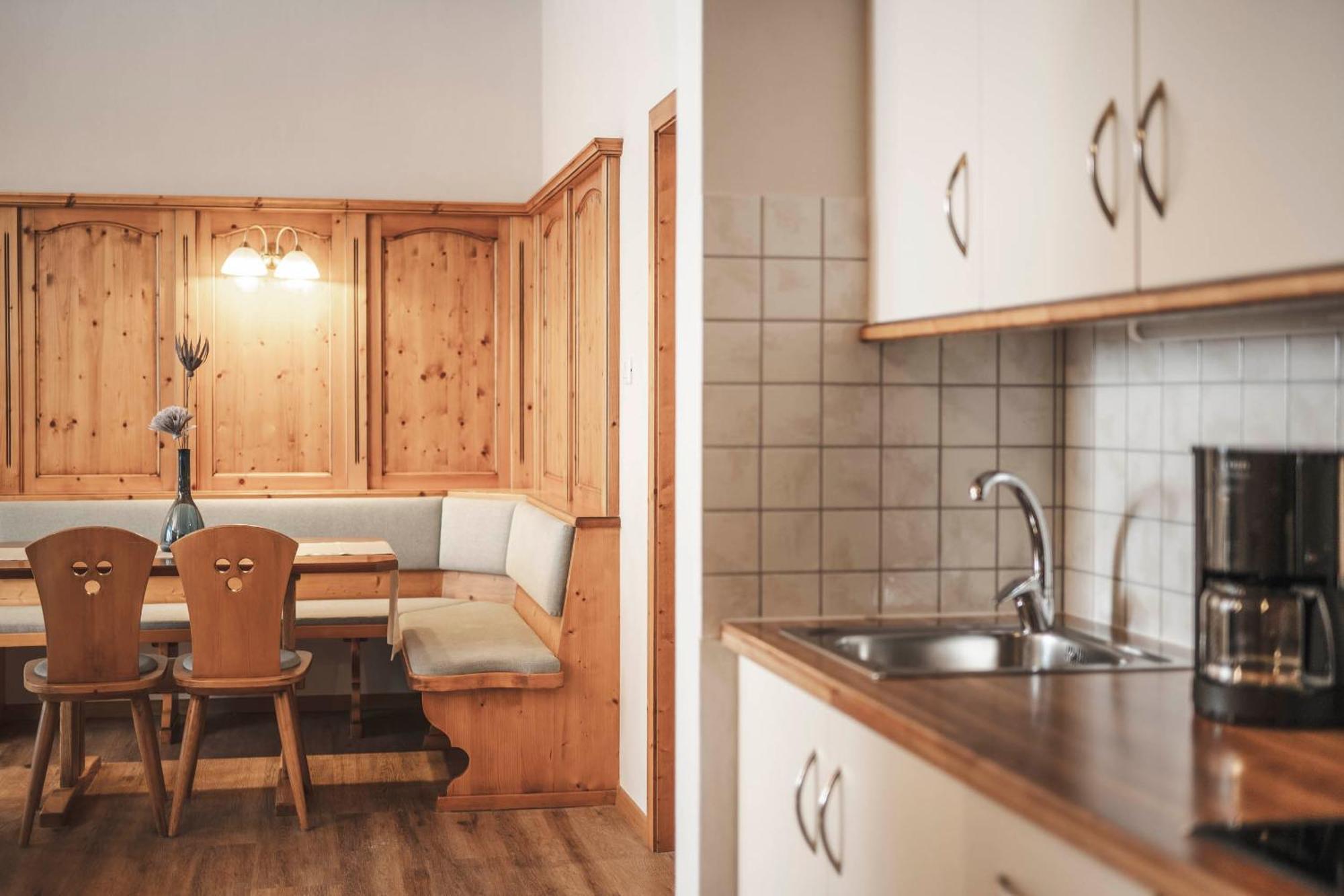 Appartementhaus Residence Hirzer Tirolo Habitación foto