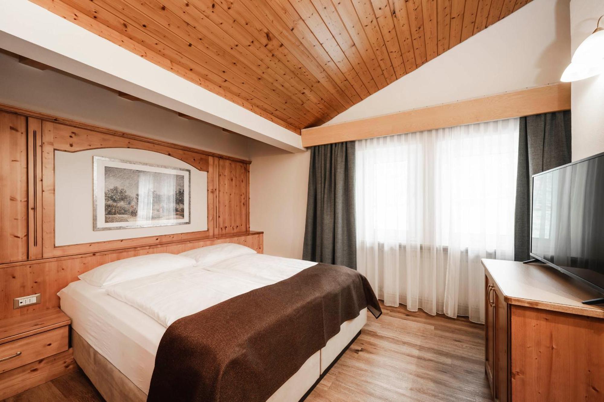 Appartementhaus Residence Hirzer Tirolo Habitación foto